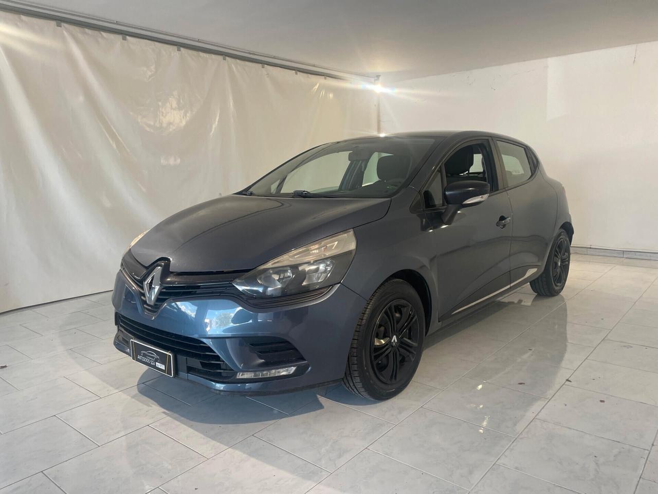 Renault Clio GPL 1.2CC 75CV PER NEOPATENTATI