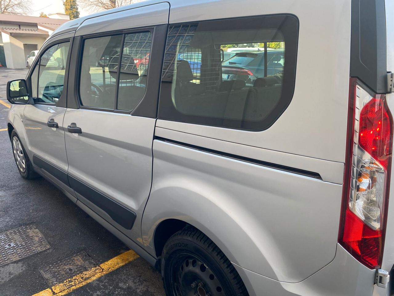 Ford Transit Connect Tourneo 5 posti autocarro