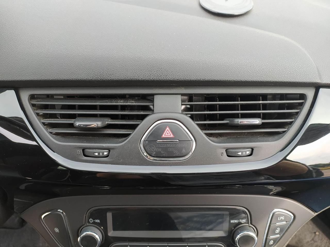Opel Corsa N-Joy 1.4 GPL