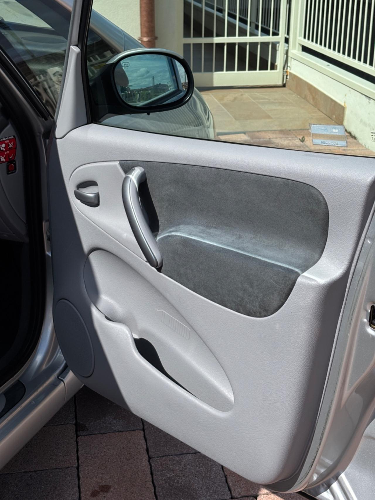Citroen Xsara Picasso 1.6 Benzina 62740 km