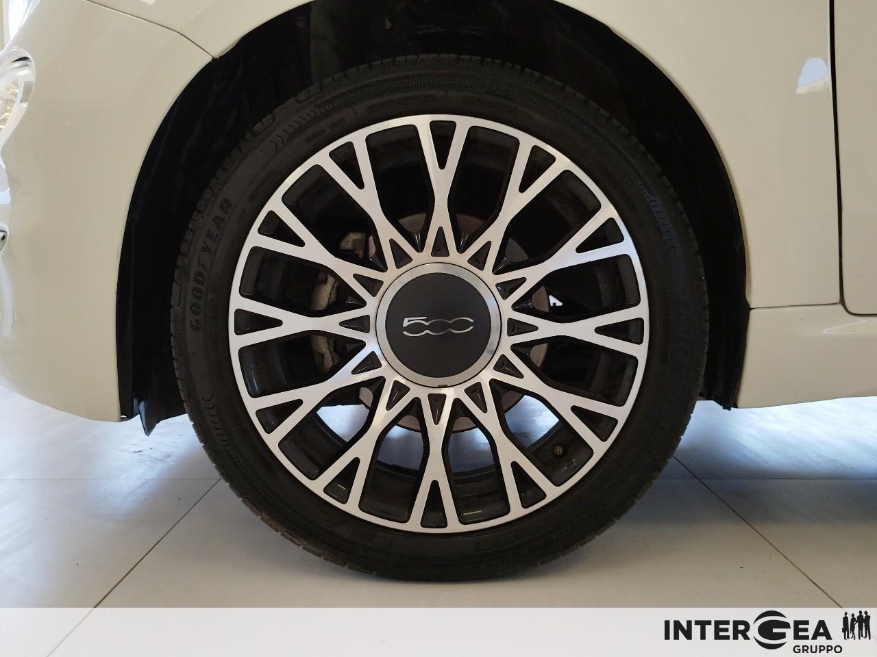 FIAT 500 1.0 hybrid Dolcevita 70cv - cerchio da 16"