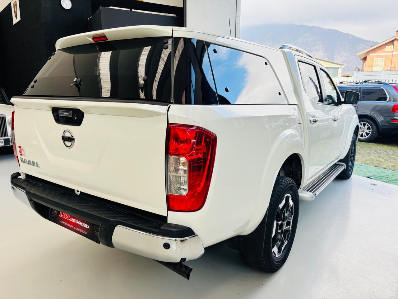 Nissan Navara 2.3 dCi 190 CV 4WD Double Cab N-Guard
