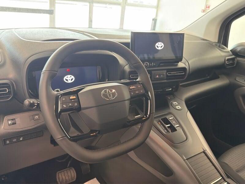 Toyota Proace City Verso 1.5D 130Cv S&S A/T L2 D Luxury