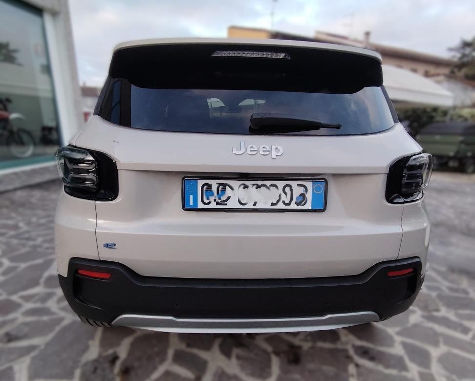 Jeep Avenger full-electric Summit fwd 156cv auto