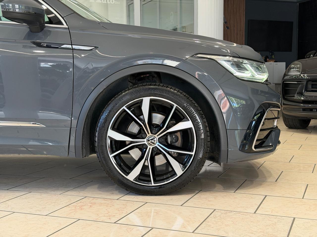 Volkswagen Tiguan 2.0 TDI 200 CV SCR DSG 4MOTION R-Line