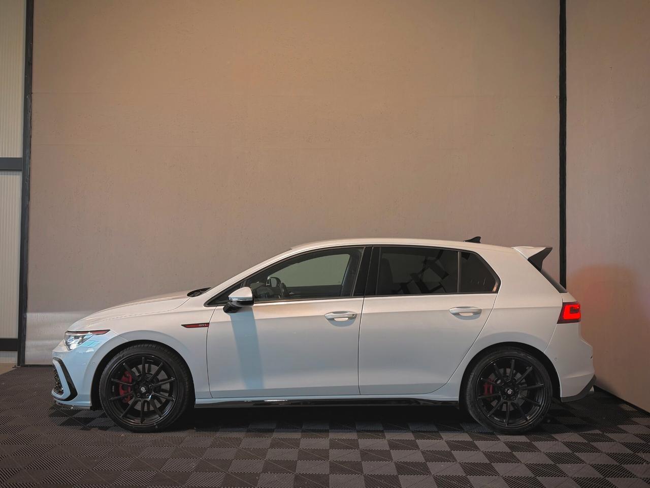 Volkswagen Golf GTI 2.0 TSI DSG - BIANCO PERLA