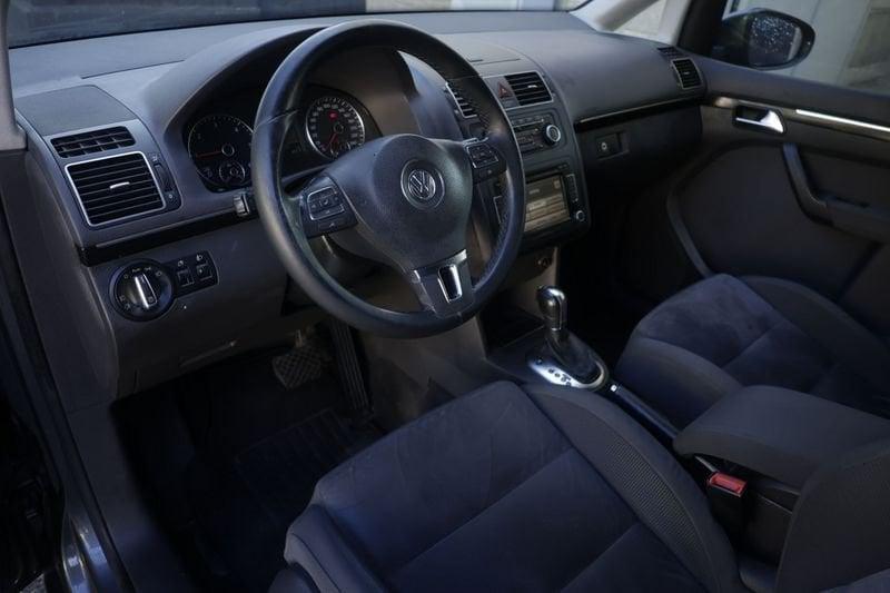 Volkswagen Touran Volkswagen Touran Business 2.0 TDI 140 CV DSG Highline 7 Posti Unicoproprietario