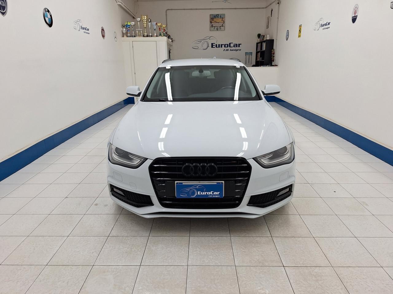 Audi A4 Avant 2.0 TDI 150cv Multitronic S-line