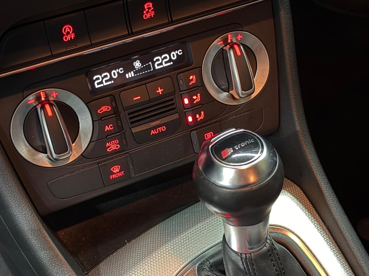 Audi Q3 2.0 TDI 177cv QUATTRO - GARANZIA 12 MESI