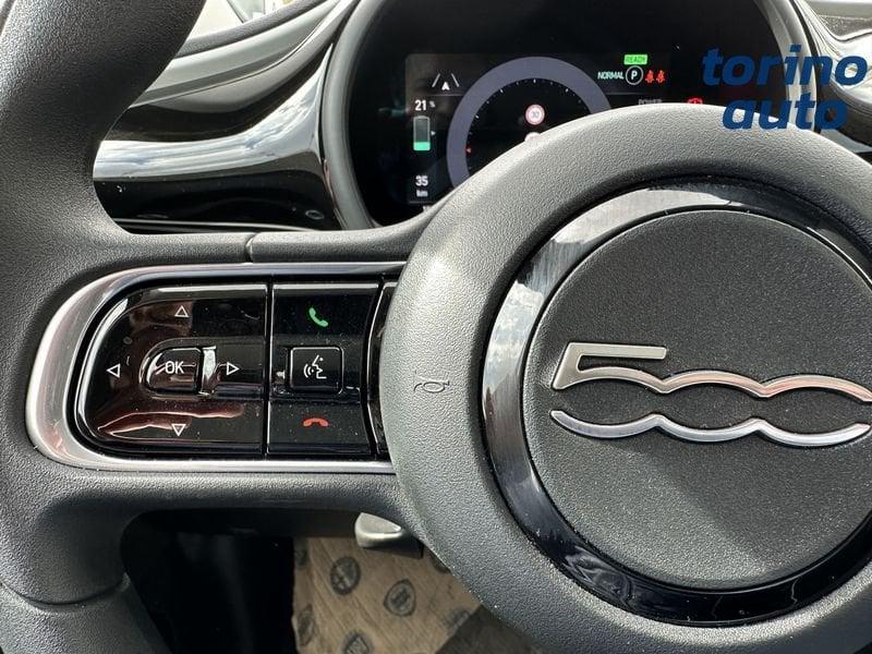 FIAT 500 Action Berlina