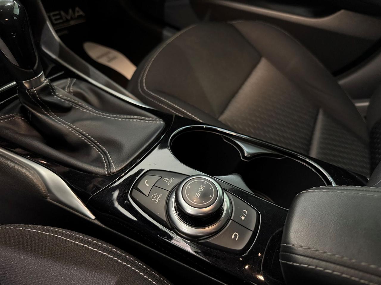 INFINITI Q30 1.6t Business 122cv - PREZZO REALE!