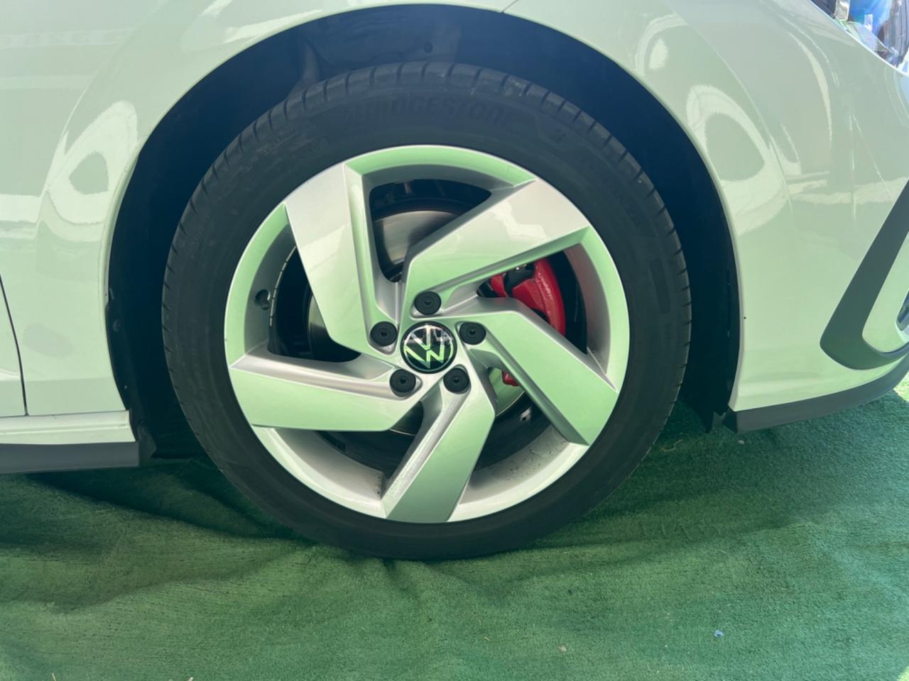 Volkswagen Golf 2.0 TDI GTD DSG