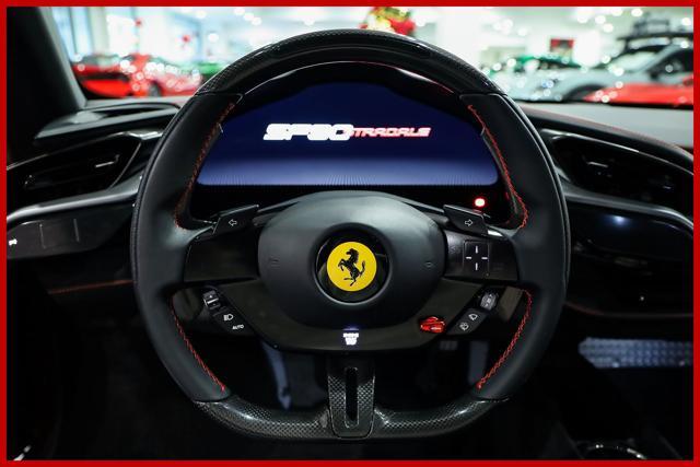 FERRARI SF90 STRADALE - LIFT - VOLANTE IN CARBONIO - IVA ESP