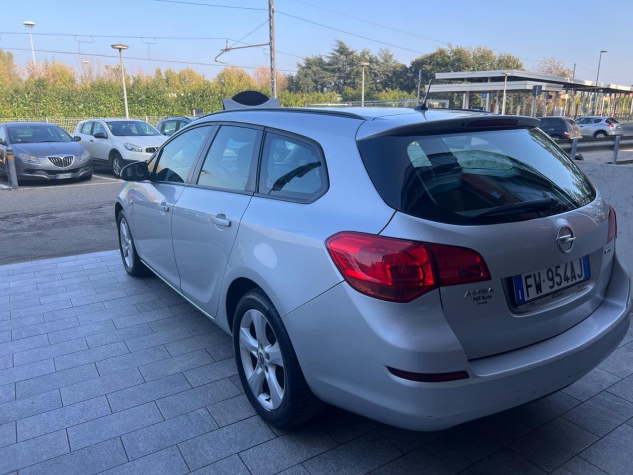 Opel Astra 1.7 CDTI 110CV Sports Tourer Cosmo