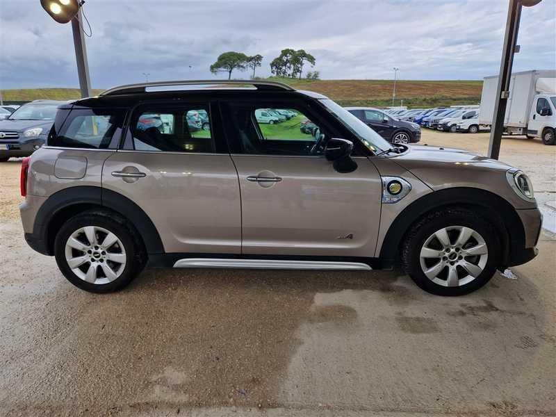 MINI COOPER SE COUNTRYMAN ALL4 Business autom.