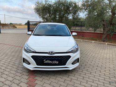 Hyundai i20 1.2 5 porte Econext Tech KM CERTIFICATI --Pacchetti auto per commercianti ---