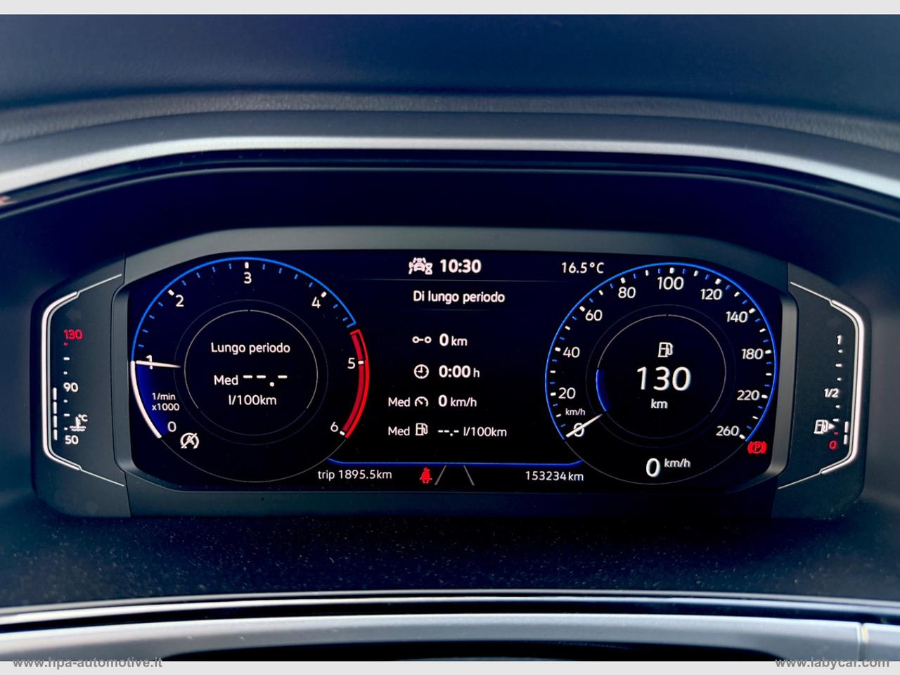 VOLKSWAGEN T-Roc 2.0TDI LED CARPLAY PARK ASSIST ACC