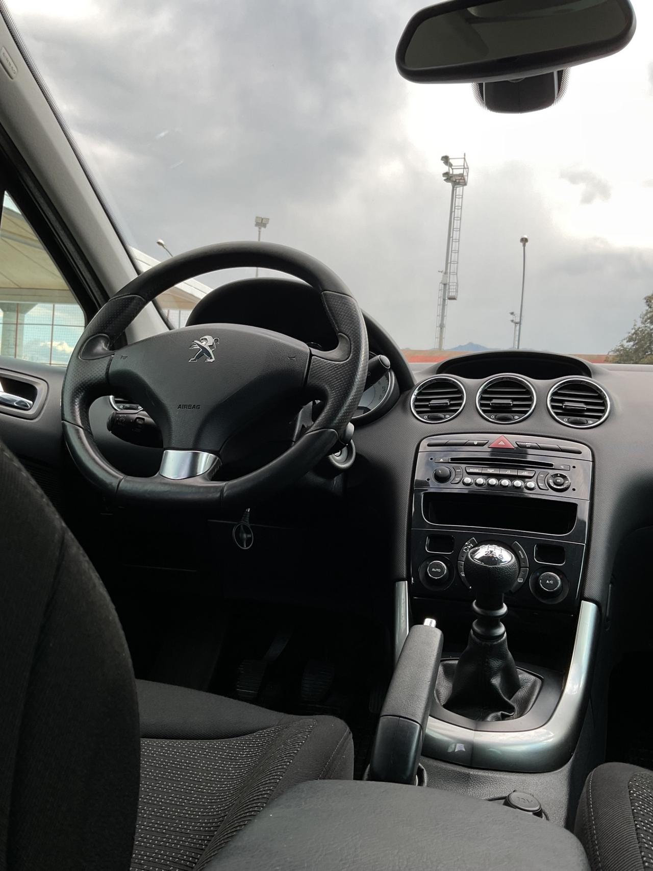 Peugeot 308 1.6 8V e-HDi 112CV Stop&Start SW Active