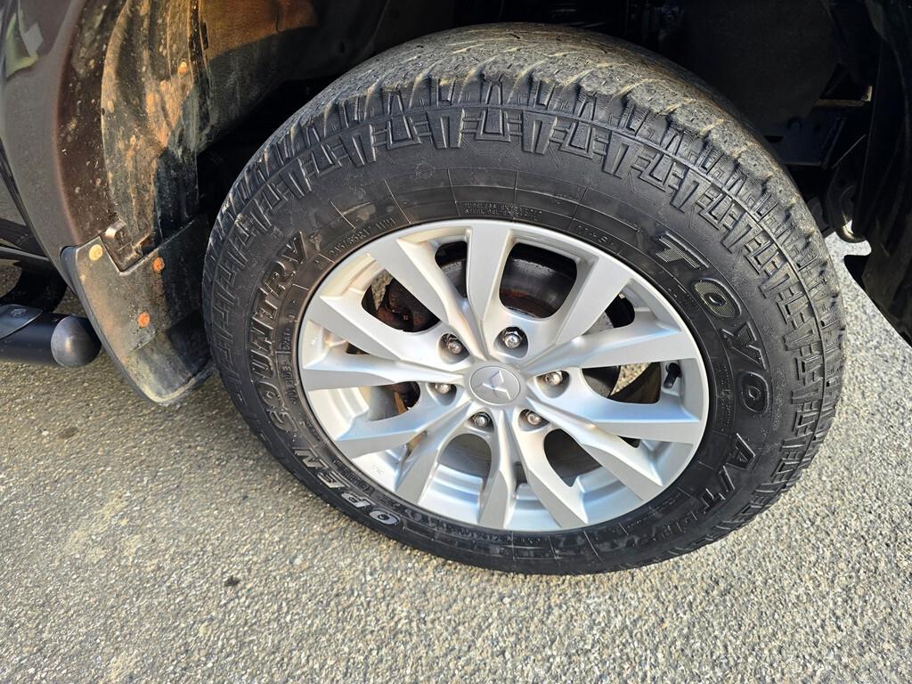 Mitsubishi L200 2.5 DI-D 178 CV INTENSE PLUS