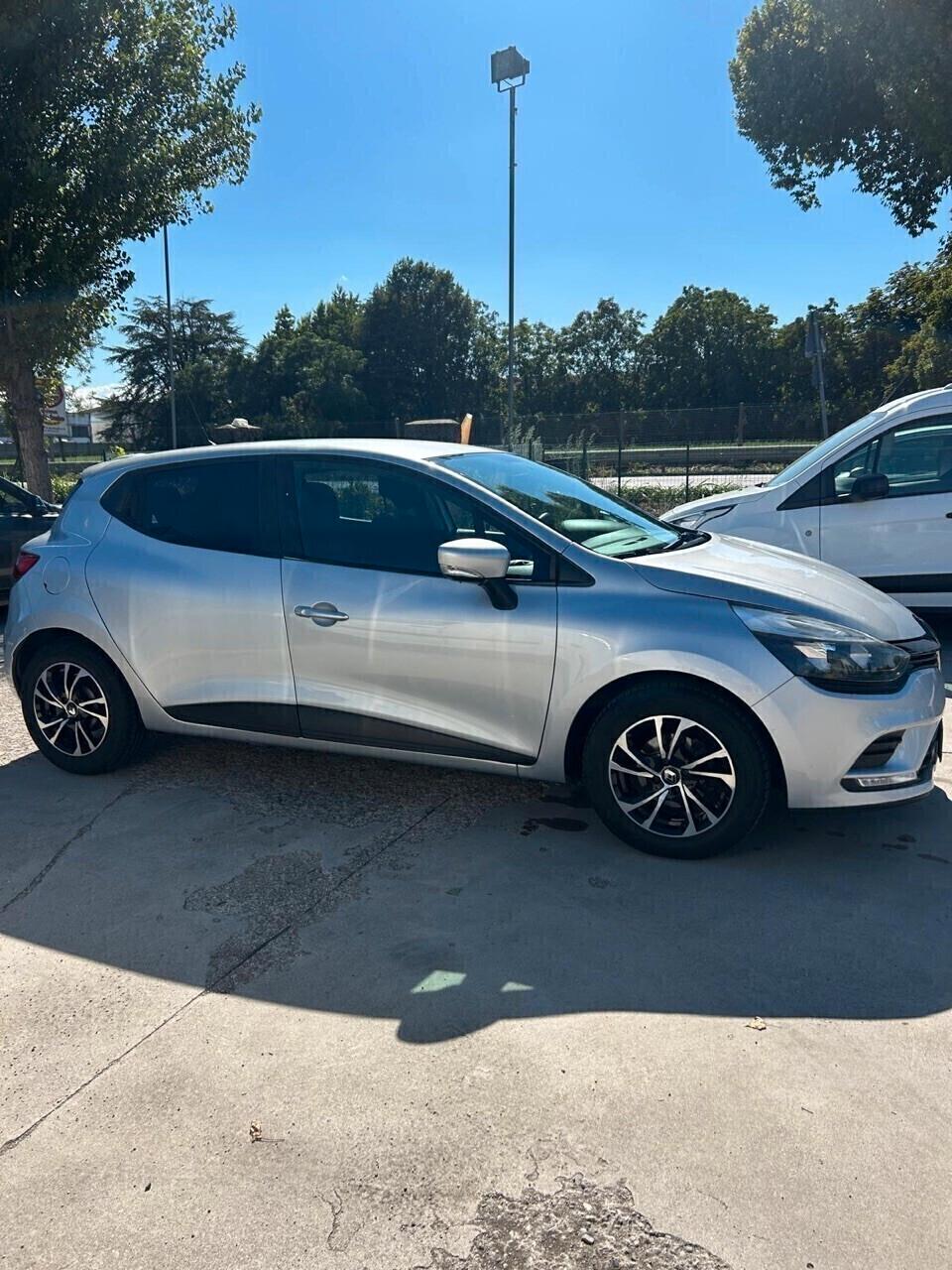 Renault Clio TCe 12V 90 CV GPL Start&Stop 5 porte Energy Life ok neo patentati