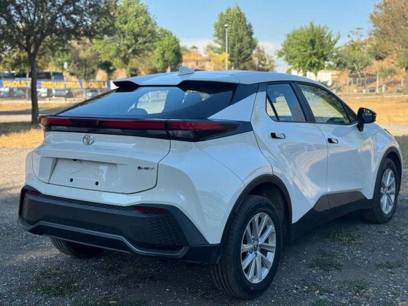 Toyota C-HR 1.8“NEW MODEL KM ZERO“