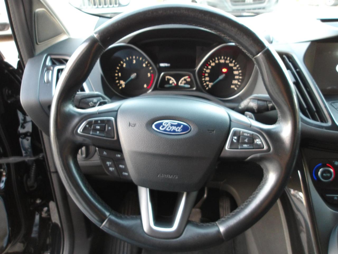 Ford Kuga 2.0 tdci Titanium s&s awd 150cv powershift