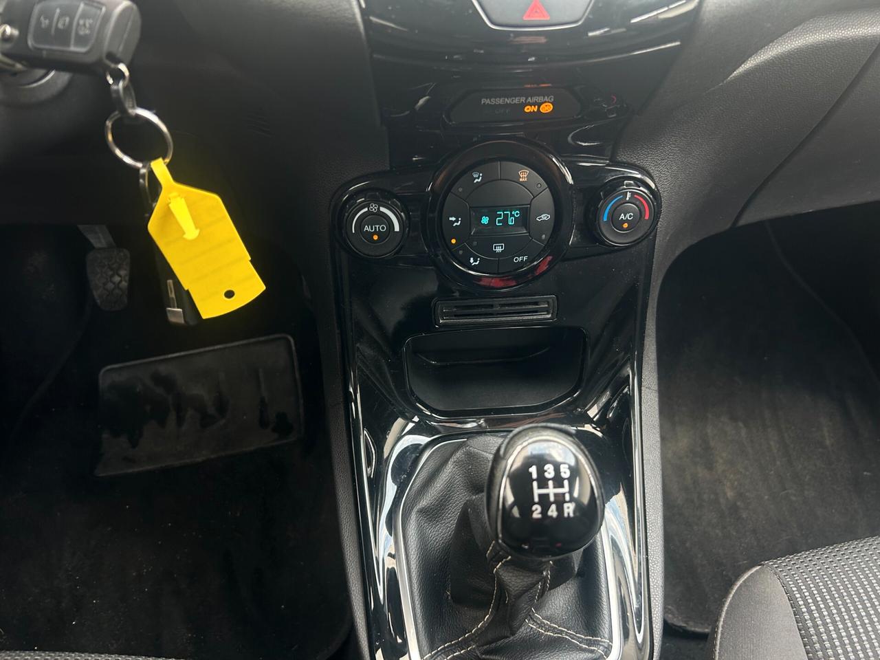 Ford Fiesta 2017 1.4 GPL Titanium FULL LEGGI TUTTO
