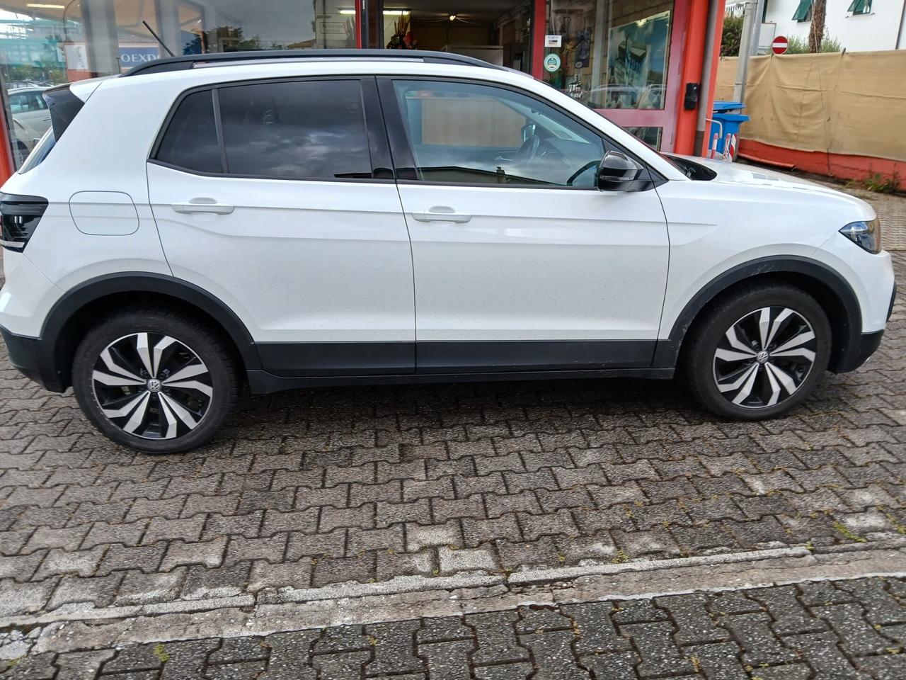 Volkswagen T-Cross 1.6 TDI SCR GARANZIA EUROPEA CONFORMGEST 12 MESI RINNOVABILE FINO A 36 M ESI!!!