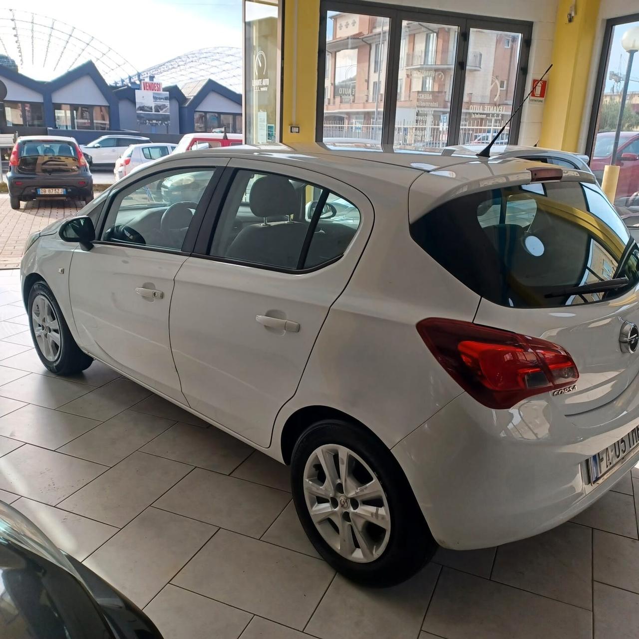 NEOPATENTATI EURO 6 CORSA 1.3 MJTD