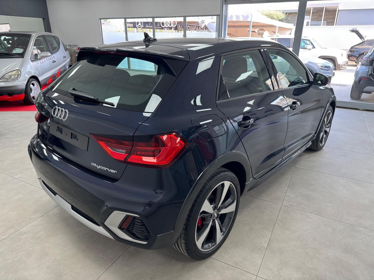 Audi A1 citycarver 30 TFSI S tronic Identity Contrast