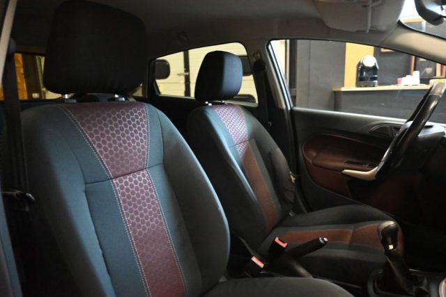 FORD Fiesta 1.4 TITANIUM 5PORTE BZ-GPL CLIMA SERVO ABD CD FULL
