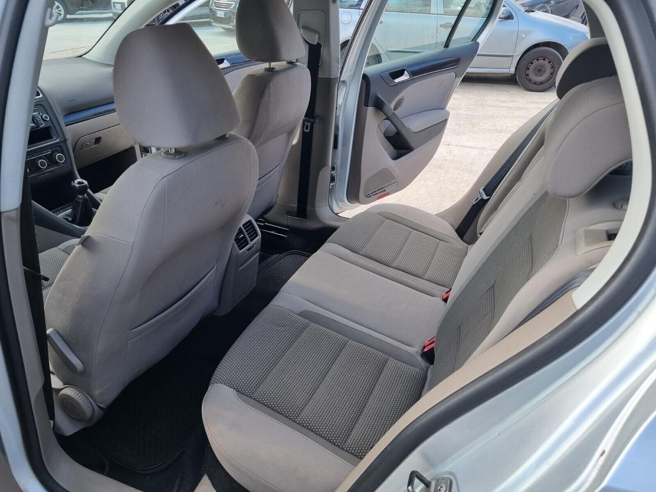 Volkswagen Golf 1.6 TDI DPF 5p. Comfortline