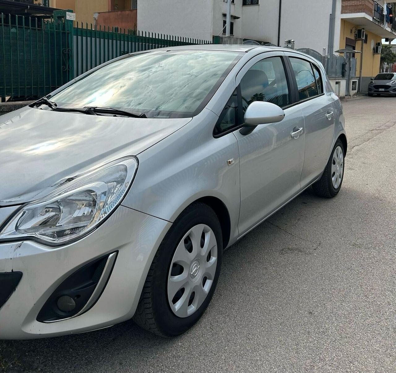 Opel Corsa 1.2 85CV 5 porte GPL-TECH ANNO 2013