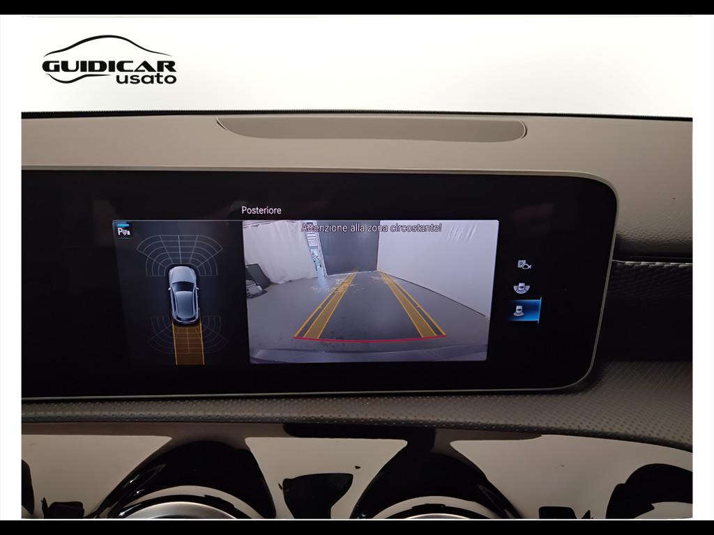 Mercedes-Benz Classe A - W177 2018 - A 180 d Sport auto
