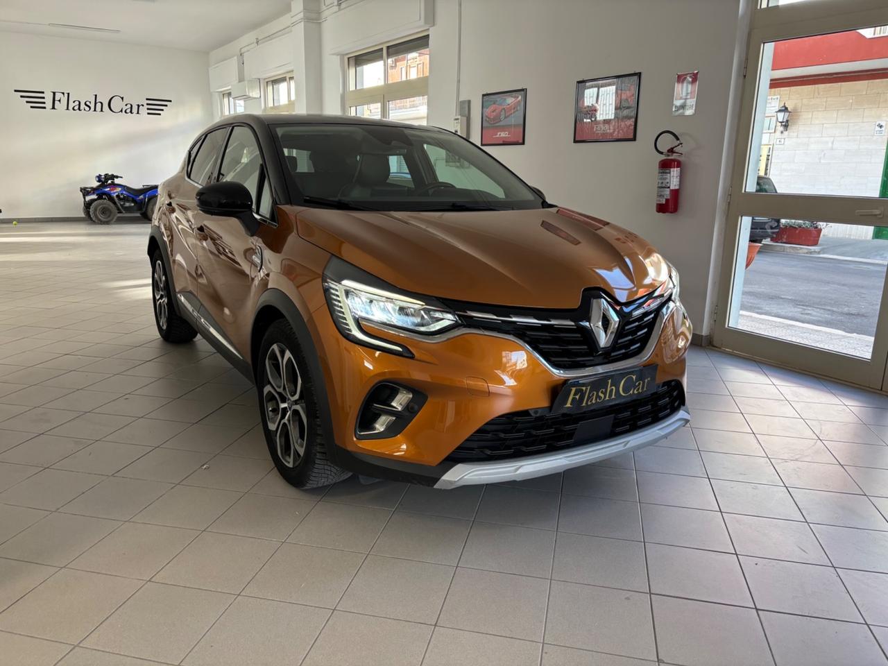 Renault Captur Plug-in Hybrid E-Tech 160 CV Intens