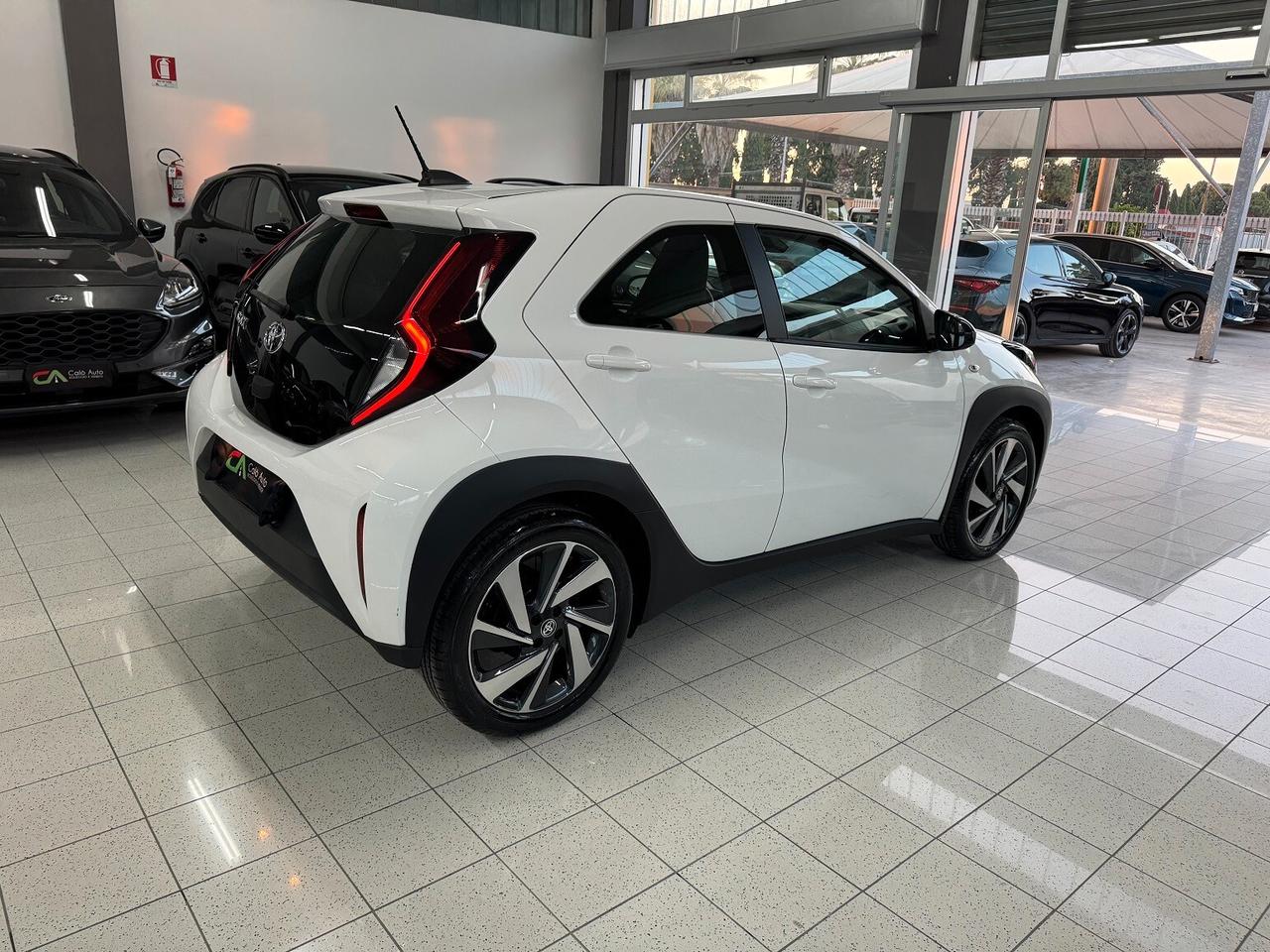 Aygo X 1.0 72cv AUTOMATICA 21.000KM COME NUOVA