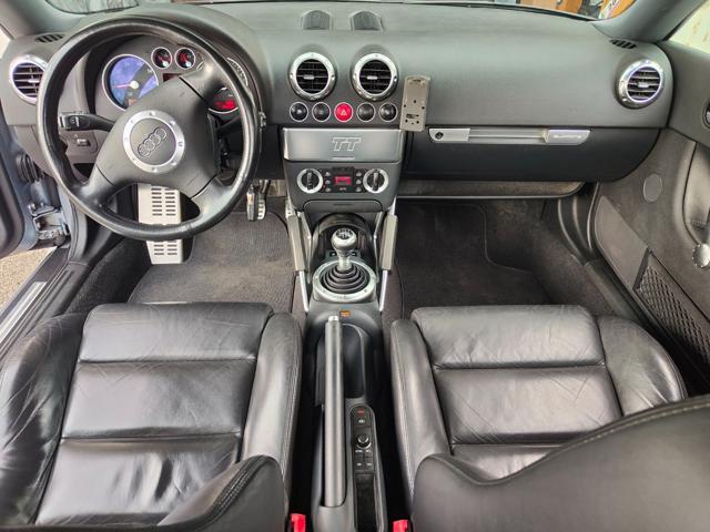 AUDI TT Coupé 3.2 Quattro ( CAMBIO MANUALE )