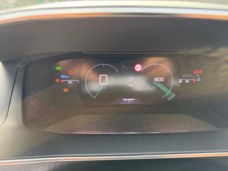 Peugeot 2008 PURETECH 130 S&S EAT8 GT