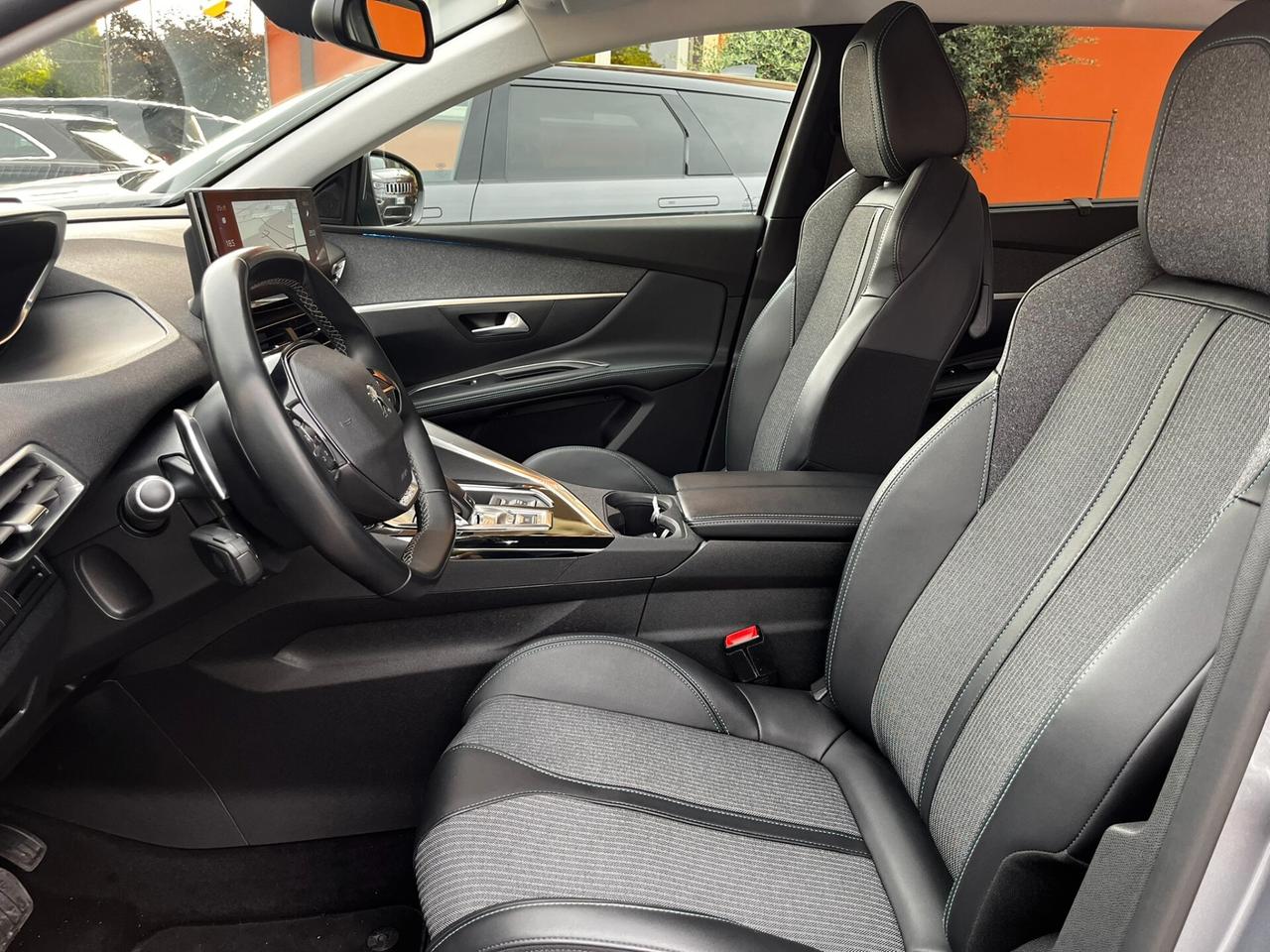 Peugeot 5008 BlueHDi Allure Pack *AUTOCARRO N1*