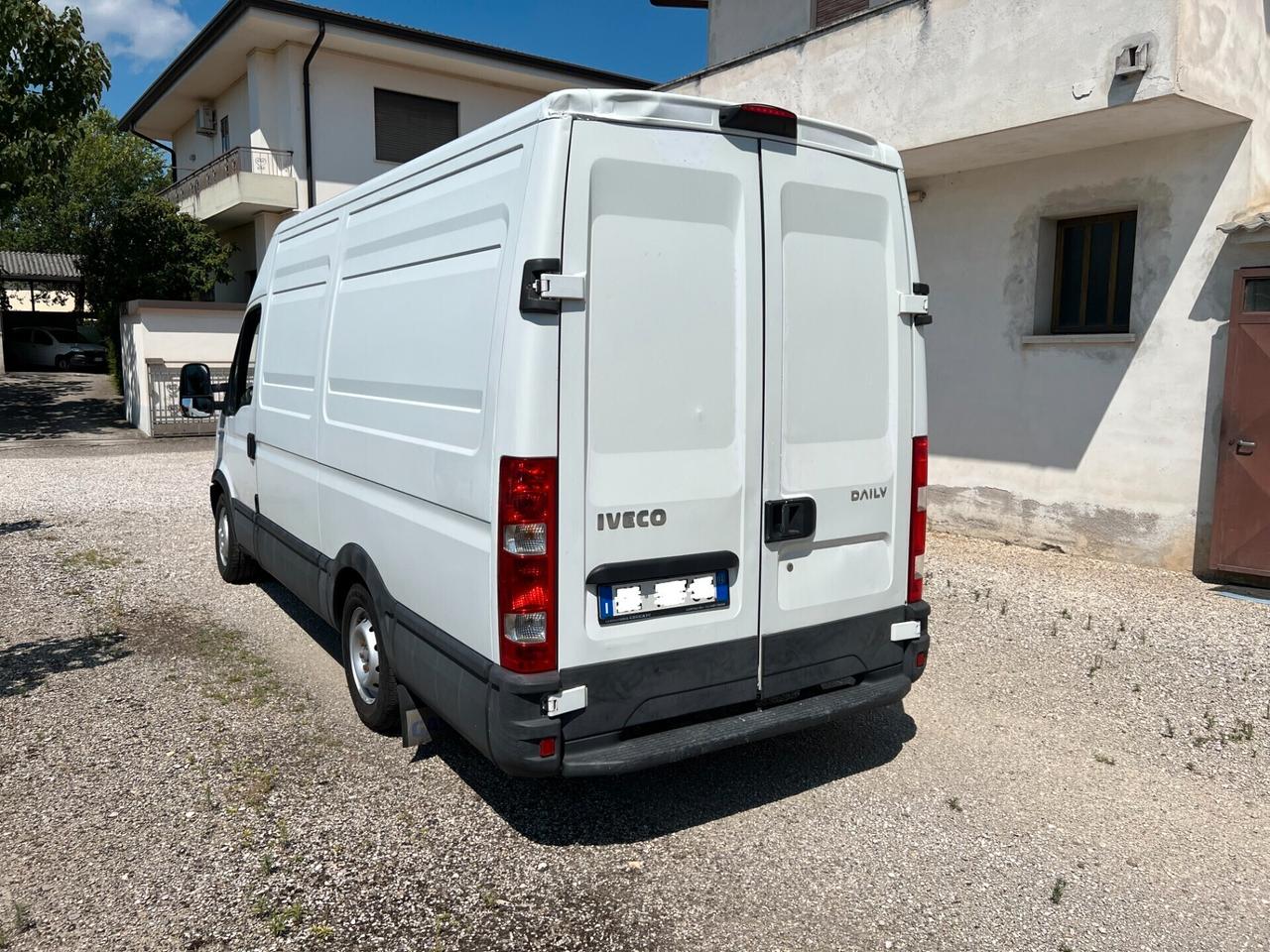 Iveco Daily 35S15 2.3 HPT 145 CV PL-TA Furgone
