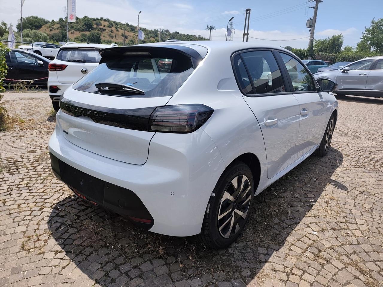 Peugeot 208 Style turbo 100cv