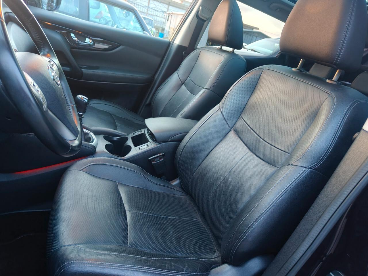 Nissan Qashqai 1.5dCi N-tec/pelle/360/tetto