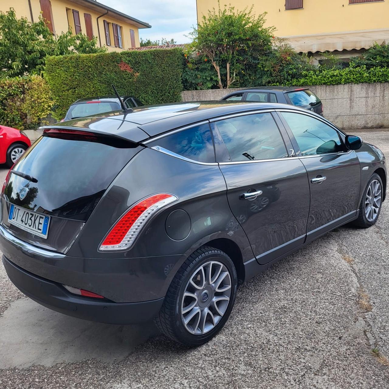 Lancia Delta 1.4 T-Jet 120 CV Oro – GPL – 2009 – Colore Grigio