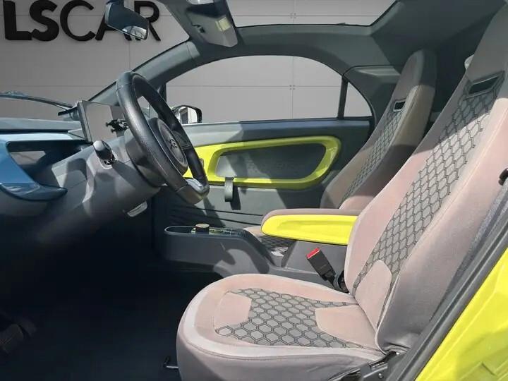 Xev Yoyo UNIPRO-PROMO FINANZIAMENTO LS CAR