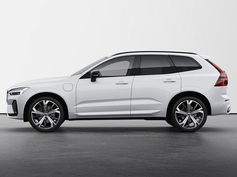 Volvo XC60 T6 253+145 CV AWD Plug-in Hybrid Automatica Recharge Ultimate Dark Pronta Consegna