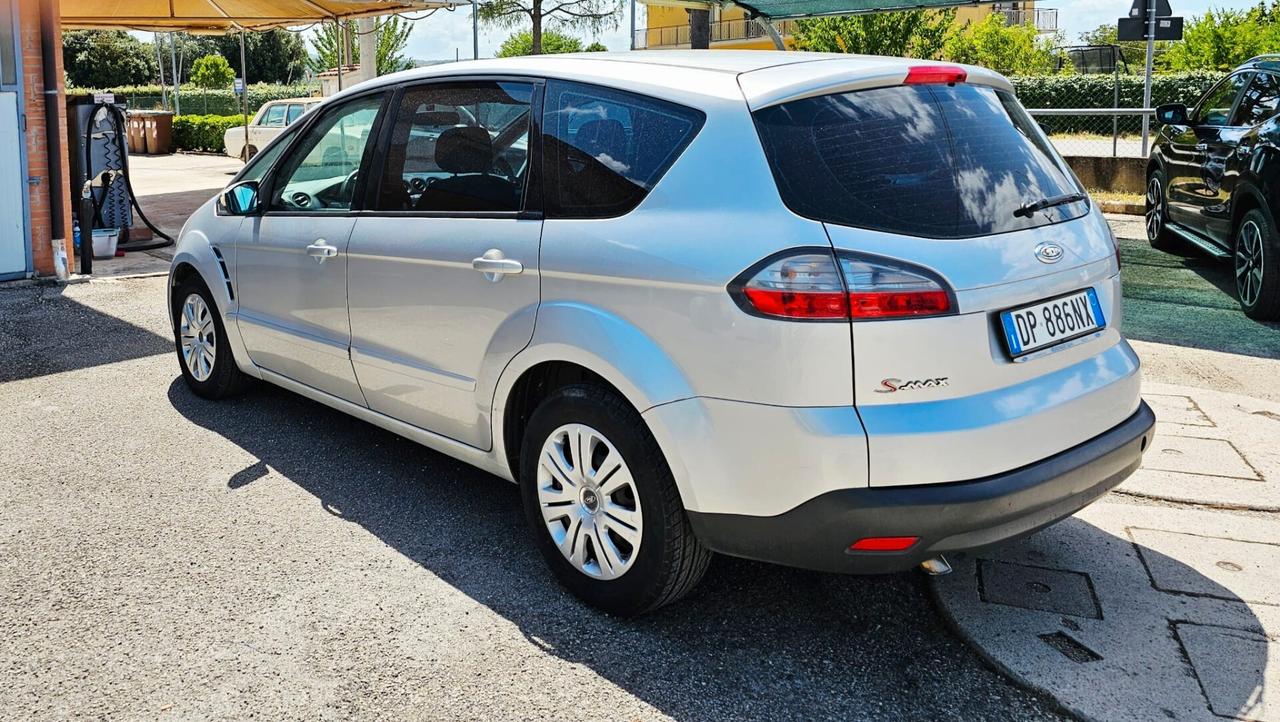 Ford S-Max 2.0 TDCi 140CV Titanium