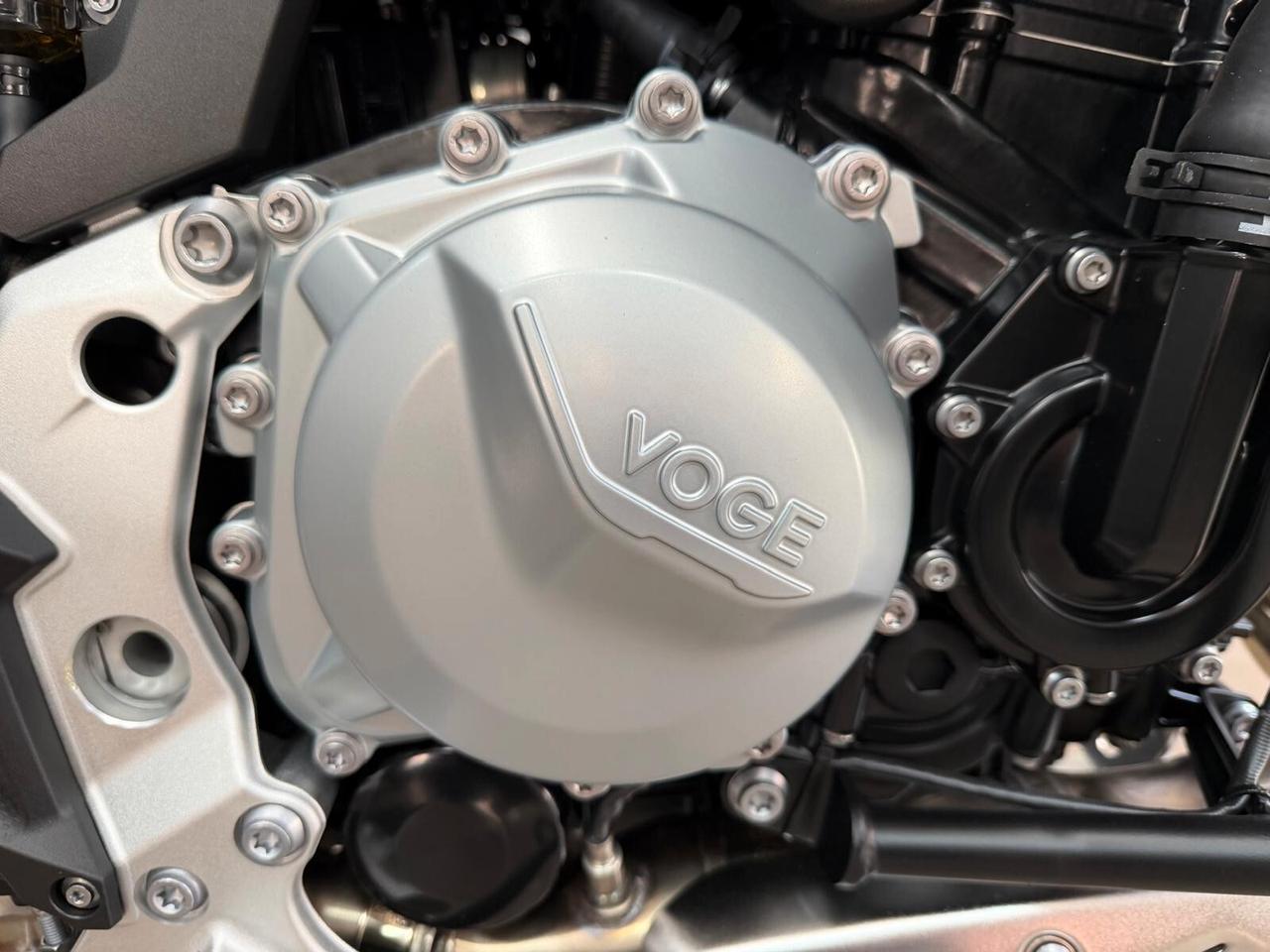 Voge Valico 900 black knight a rate da 100 al mese