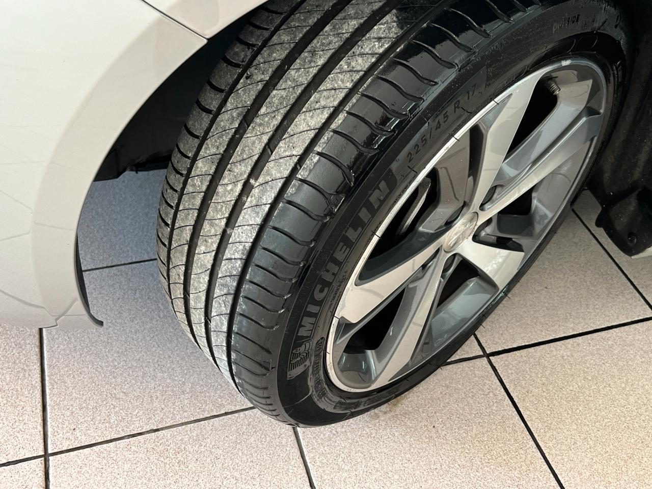 Peugeot 308 SW 1.6 BlueHDi 120cv ALLURE - LEGGERE -