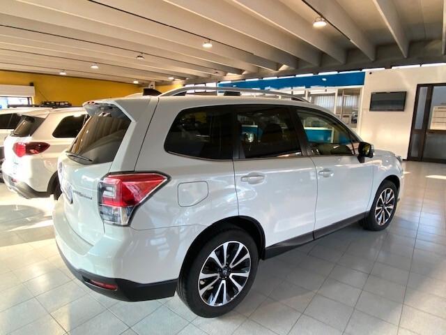 Subaru Forester 2.0i Premium