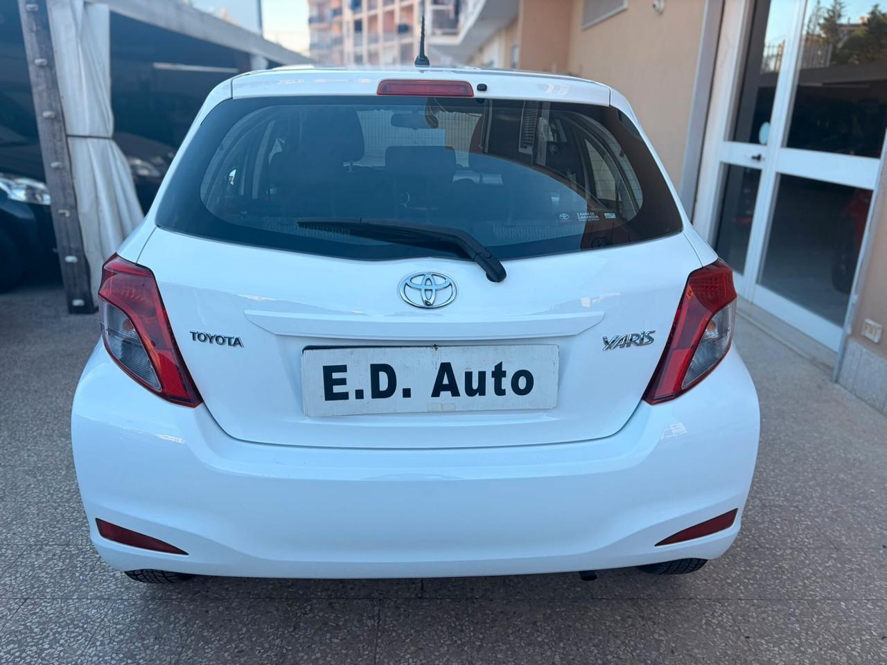 Toyota Yaris 1.0 5 porte Lounge